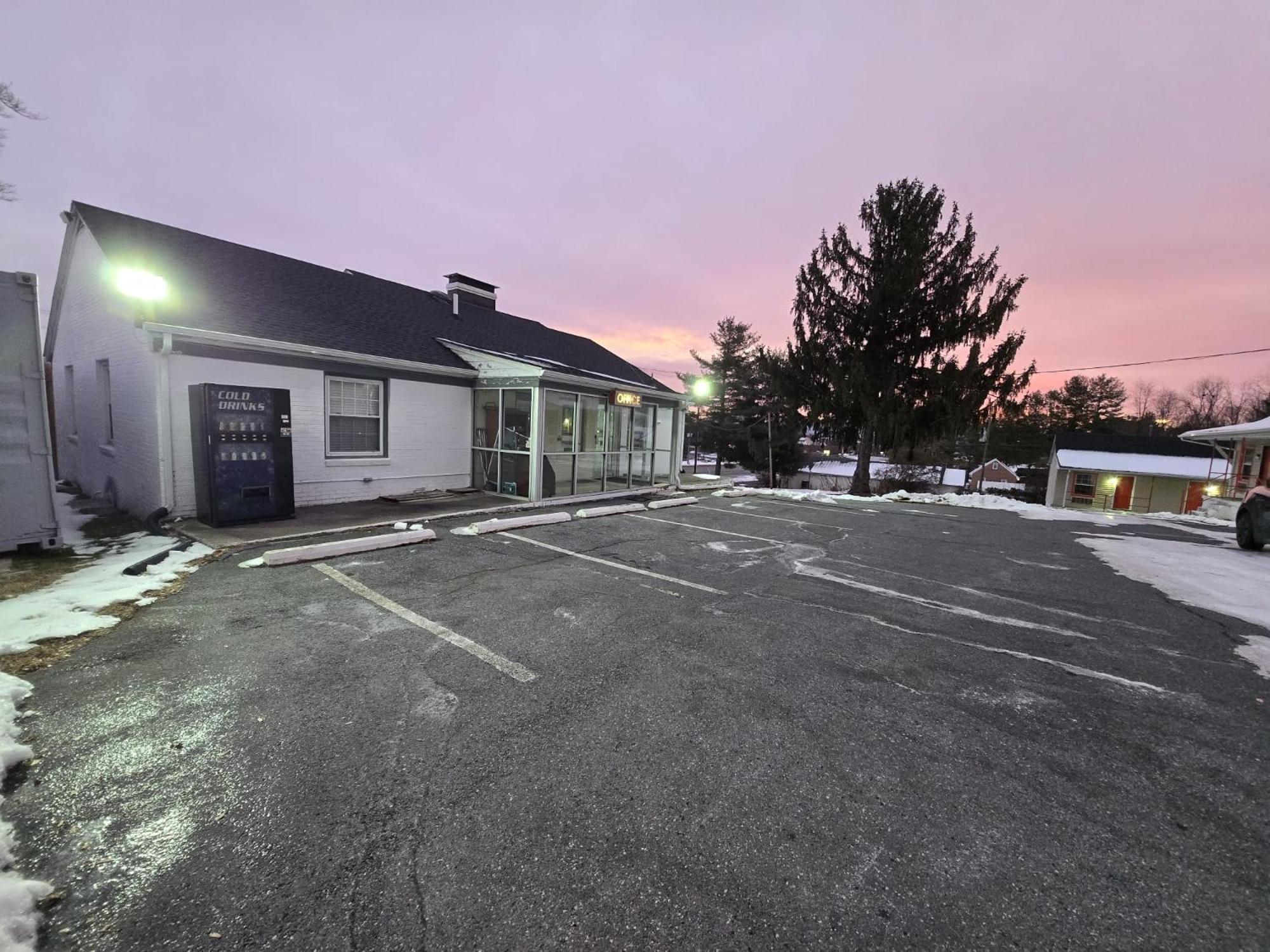 Skyline Motel By Belvilla Waynesboro Us 250 Eksteriør billede